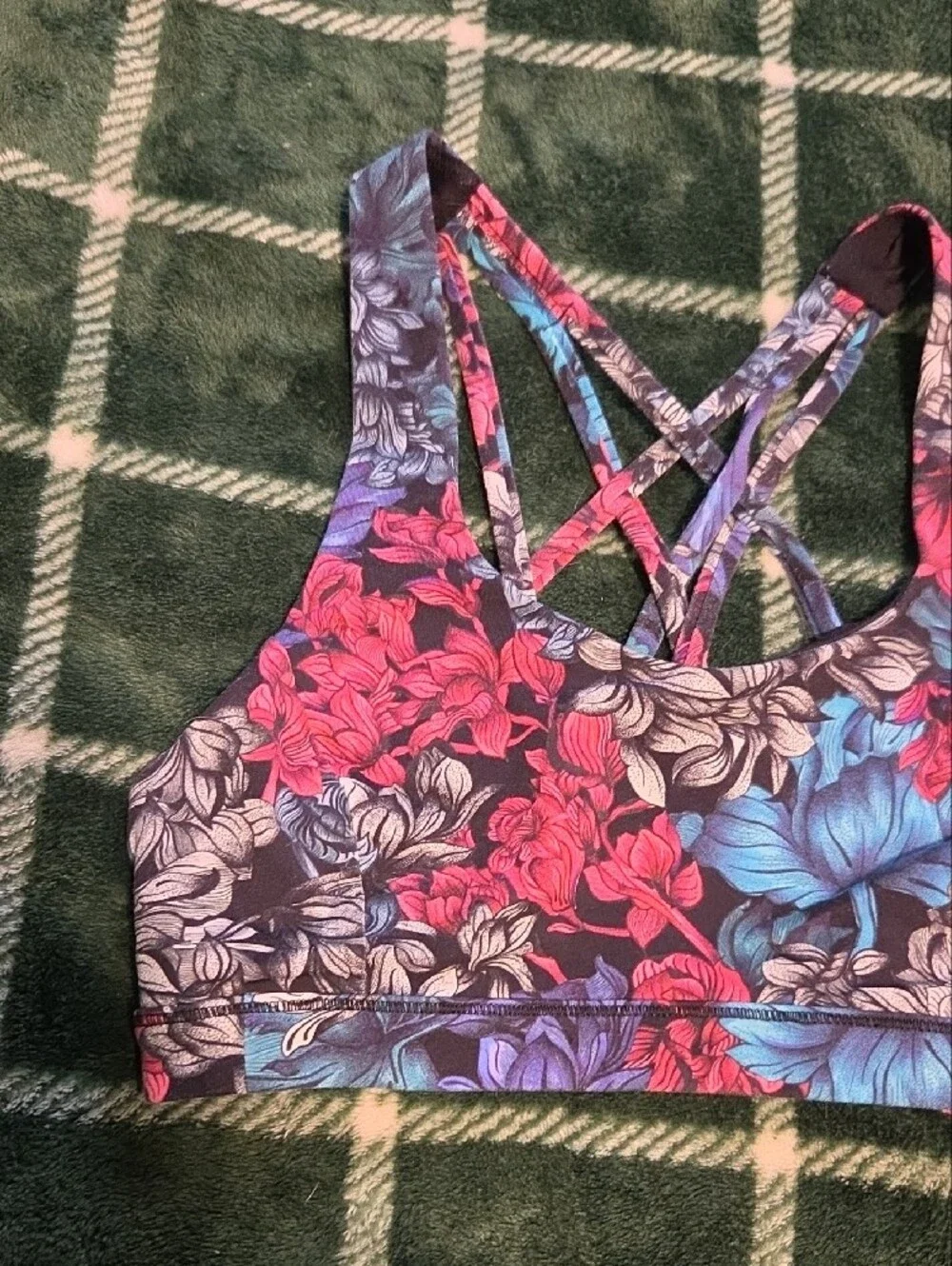 Lululemon Floral Crisscross Sports Bra Pink & Blue Size 4